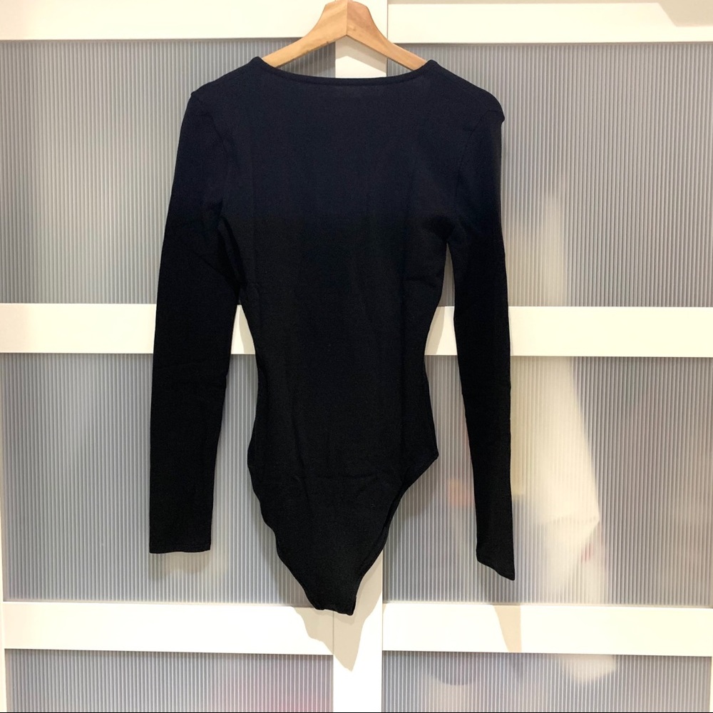 NWT Madewell V-Neck bodysuit - Picture 2 of 7